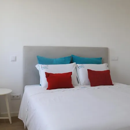 Maraveiro House *