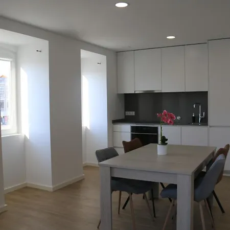 Maraveiro House 公寓 *